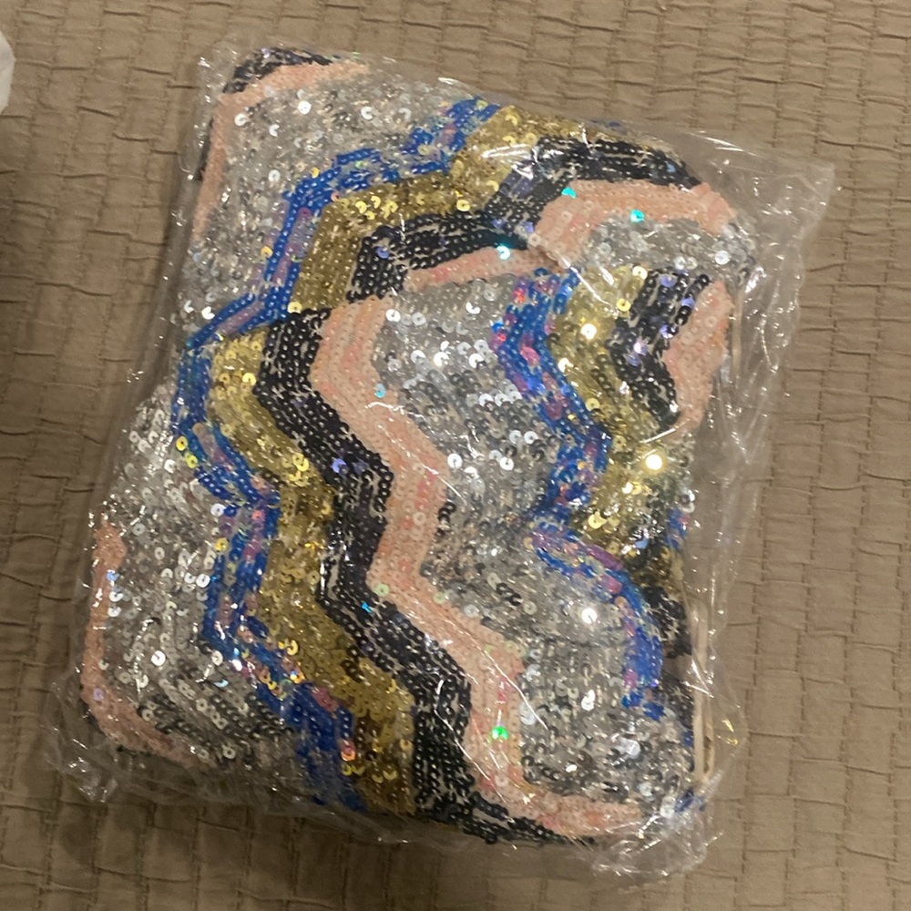Chevron Sequin Romper - Picture 4 of 6